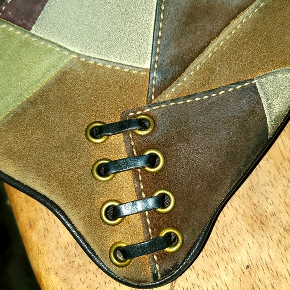 Coach Wristlet - Picture 7 of 9